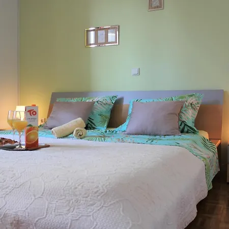Natalie Apartment